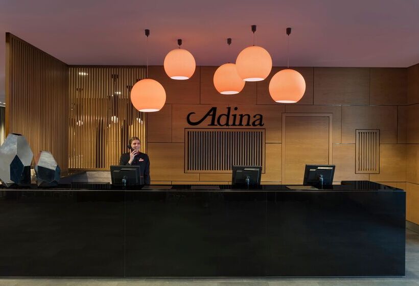 Adina Apartment Hotel Berlin Hackescher Markt