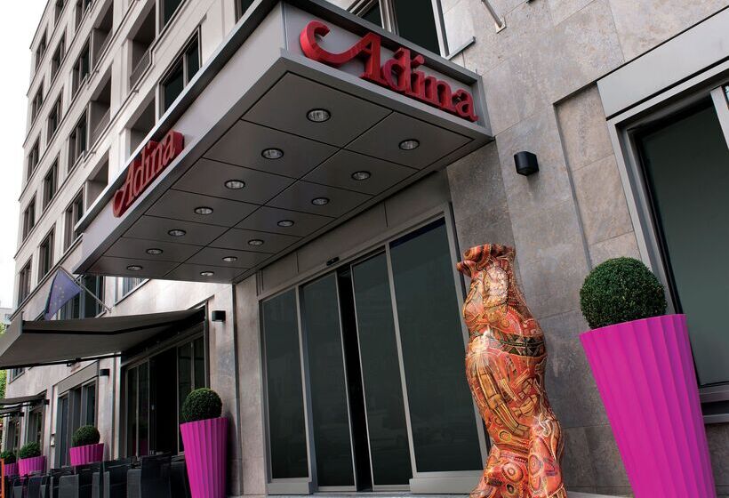 Adina Apartment Hotel Berlin Hackescher Markt