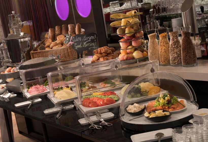 Adina Apartment Hotel Berlin Hackescher Markt