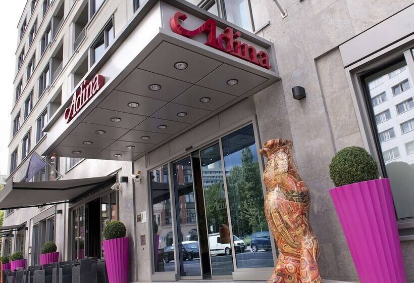 Adina Apartment Hotel Berlin Hackescher Markt