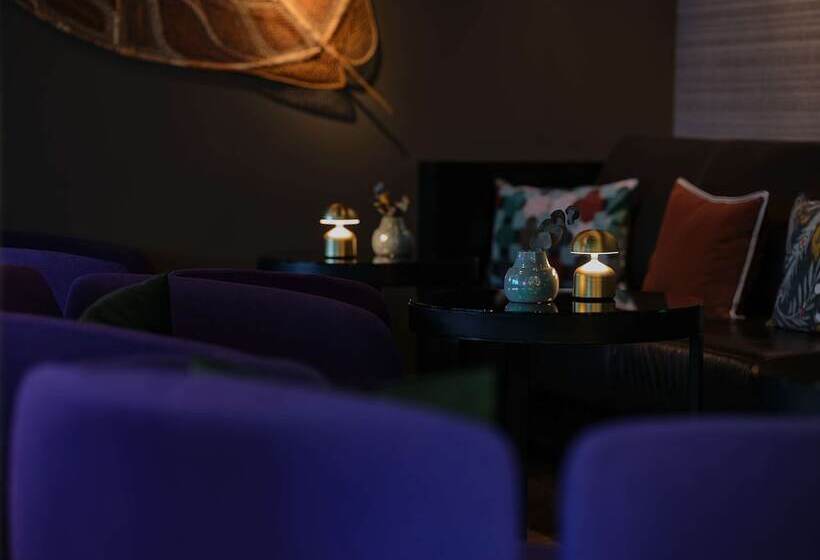 Adina Apartment Hotel Berlin Hackescher Markt