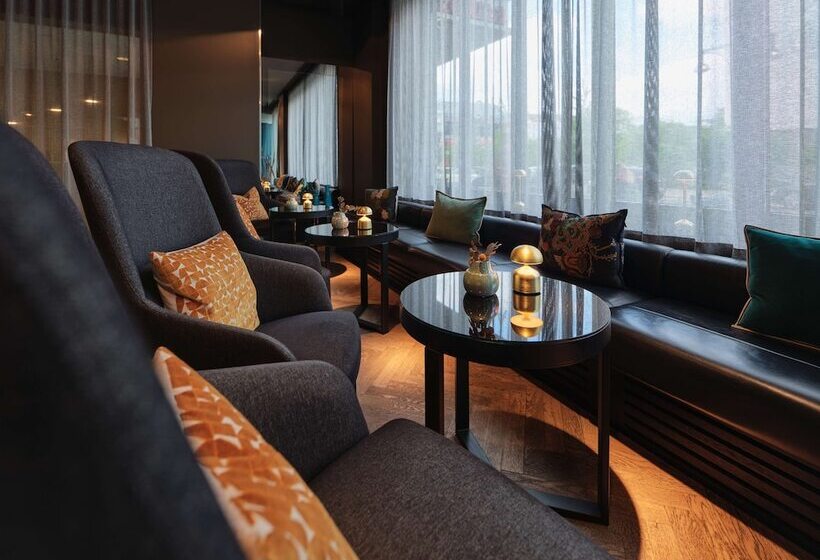 Adina Apartment Hotel Berlin Hackescher Markt