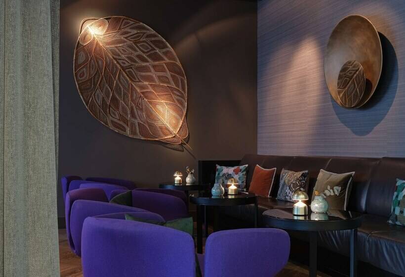 Adina Apartment Hotel Berlin Hackescher Markt