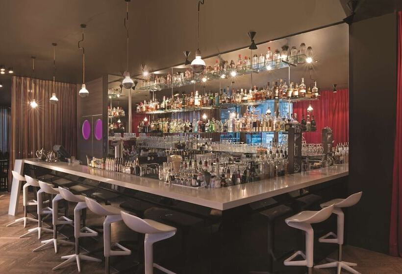 Adina Apartment Hotel Berlin Hackescher Markt