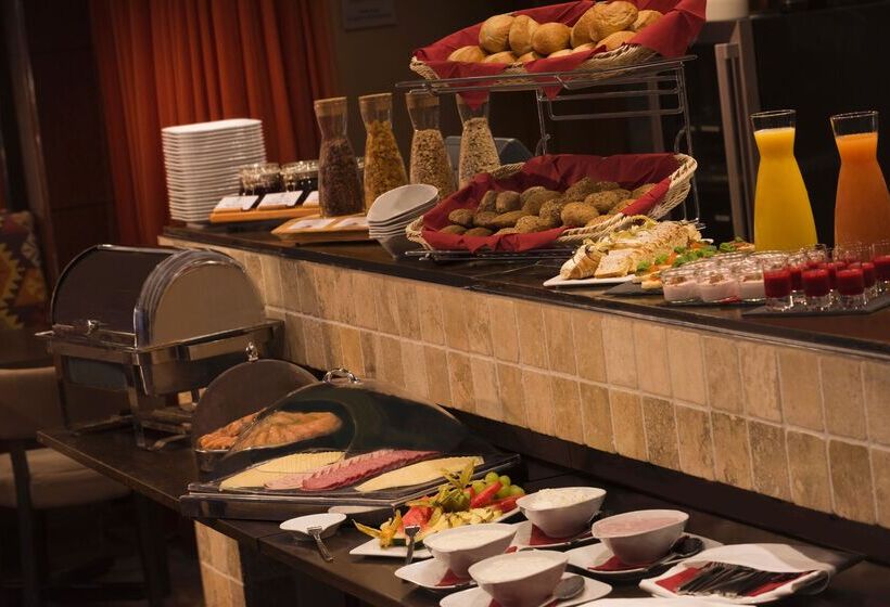 Adina Apartment Hotel Hamburg Michel