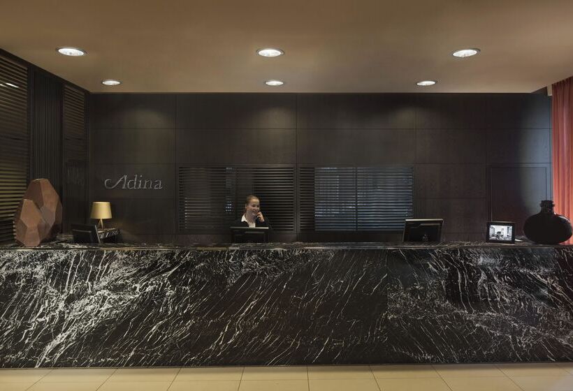 Adina Apartment Hotel Hamburg Michel