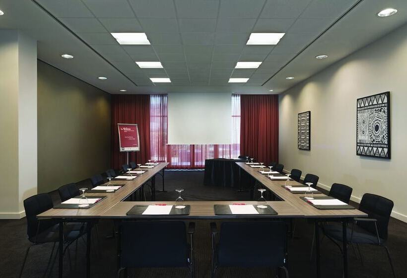 Adina Apartment Hotel Hamburg Michel