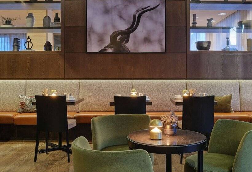 Adina Apartment Hotel Hamburg Michel