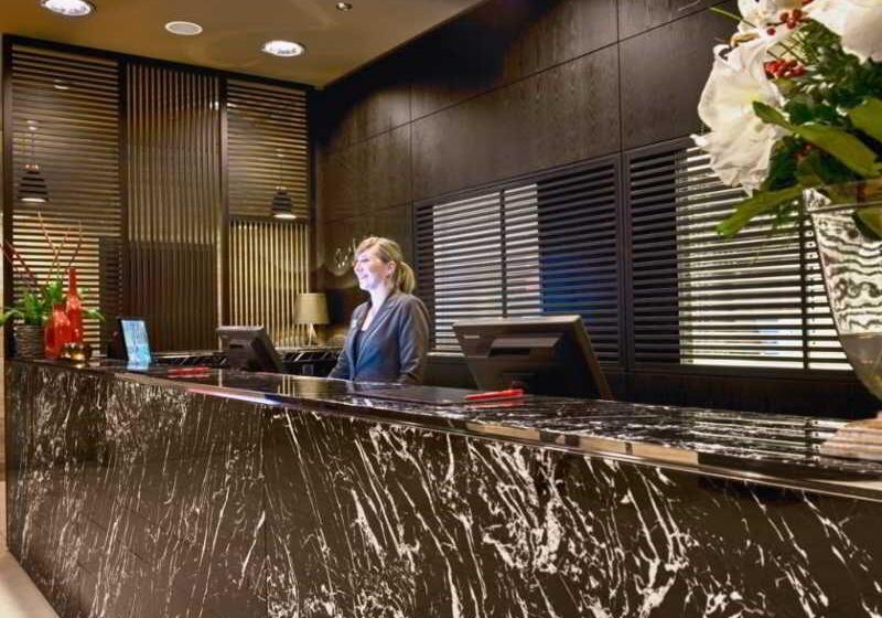 Adina Apartment Hotel Hamburg Michel