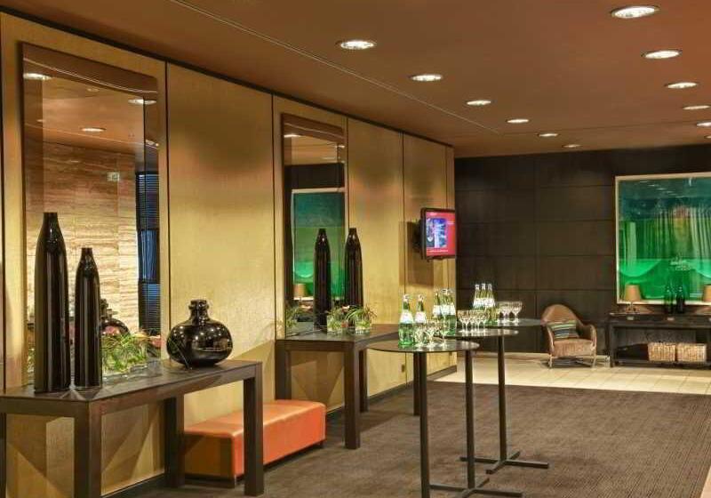 Adina Apartment Hotel Hamburg Michel