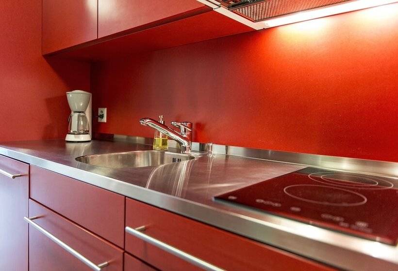 All In One Hotel   Inn Lodge / Swiss Lodge