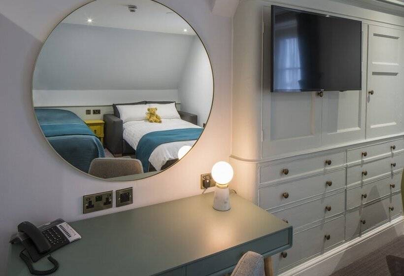 مبيت وإفطار Lilleshall House & Gardens And Lilleshall National Sports Centre