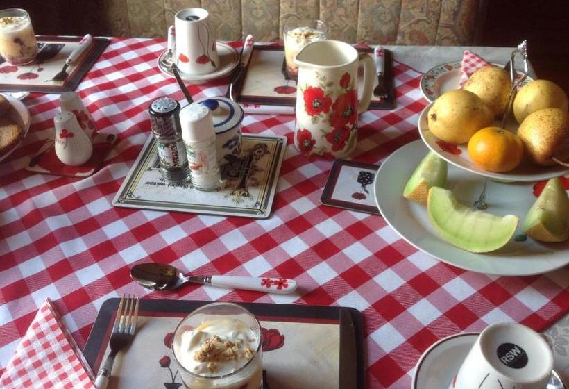 The Old School House B&b