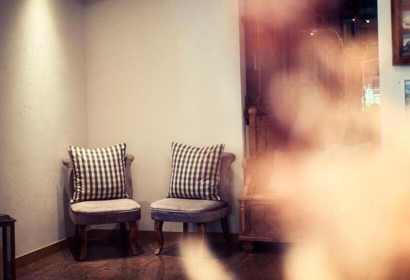 Boutique Hotel La Cabane