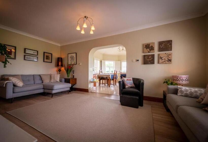 Bunratty Meadows Bed & Breakfast