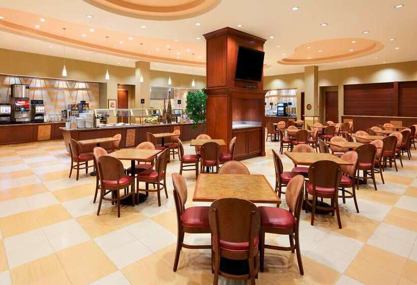 Embassy Suites By Hilton Norman Hotel & Conference Center