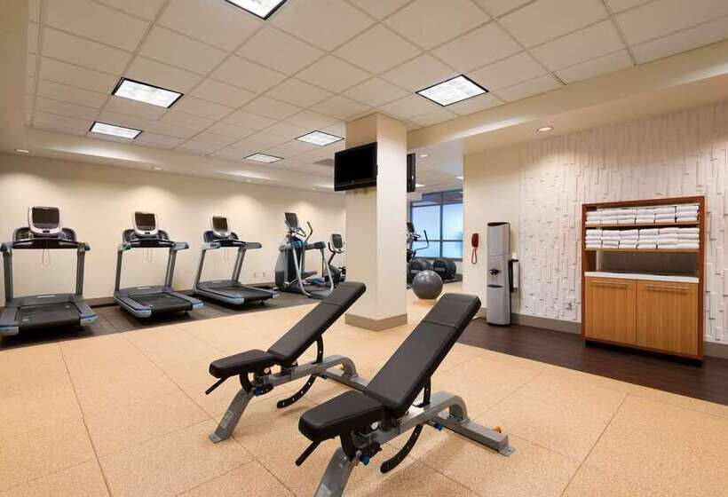 Embassy Suites By Hilton Norman Hotel & Conference Center