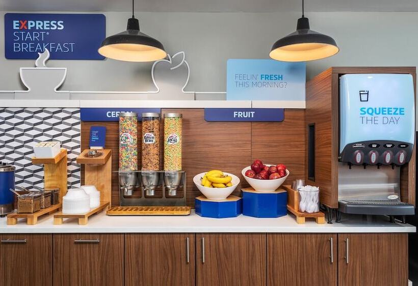 Holiday Inn Express Hotel & Suites Chattanooga Lookout Mountain, An Ihg