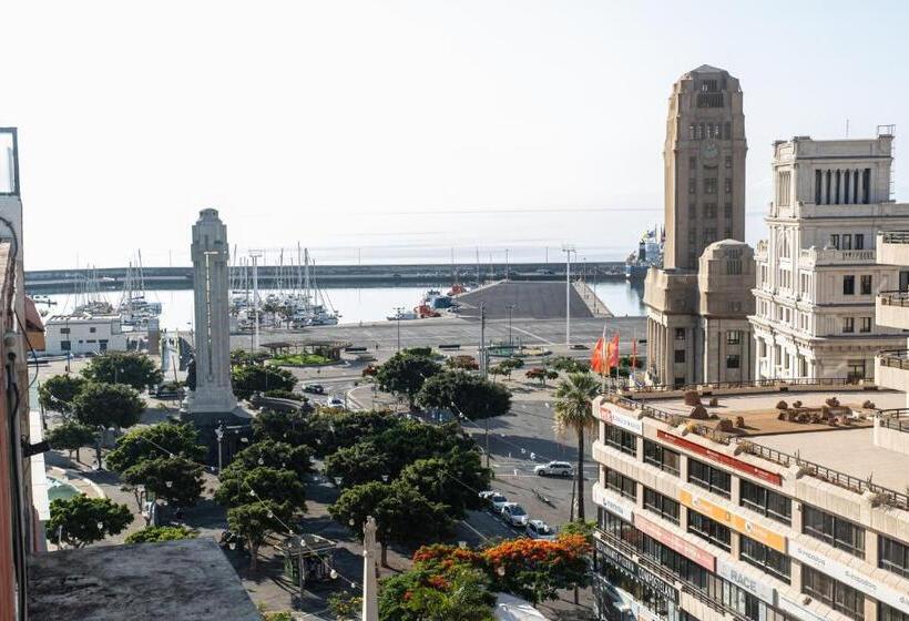 فندق Adonis Capital