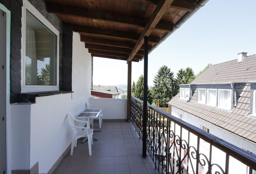 فندق Adria Stuben