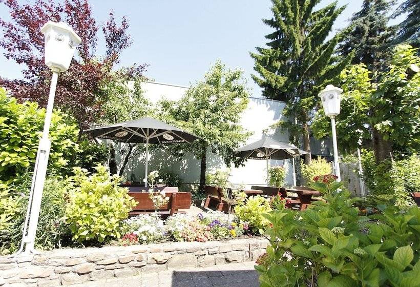 ホテル Adria Stuben