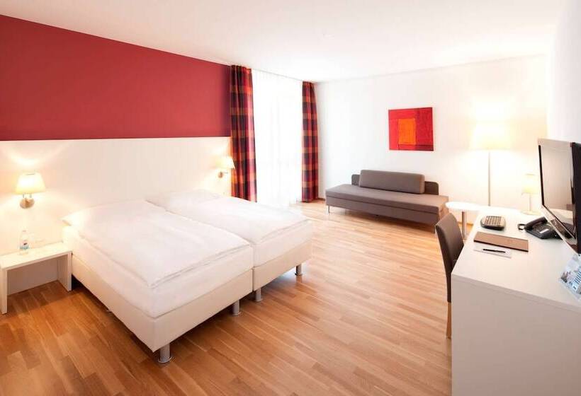 בית מלון כפרי Arcade