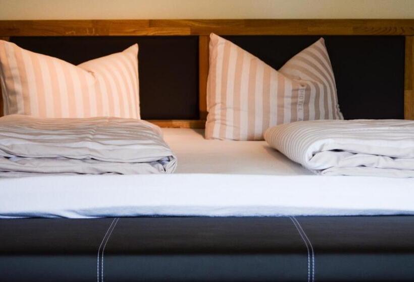 ホテル Askania 1927