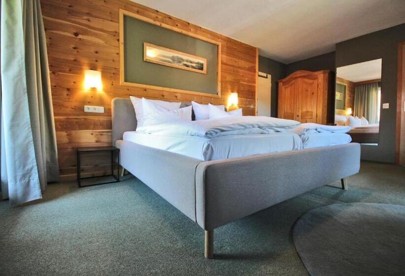 בית מלון כפרי Askania 1927