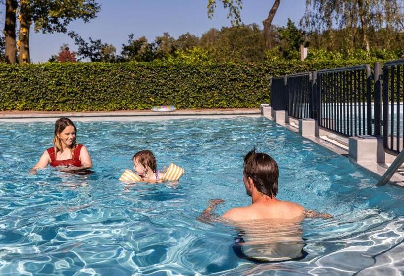 ホテル & Restaurant   Auberge De Hilver