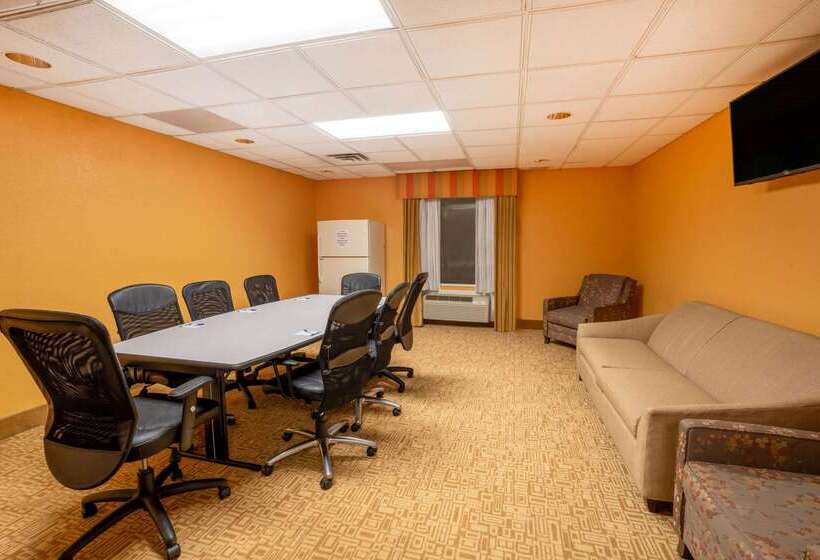 호텔 Baymont By Wyndham Savannah South