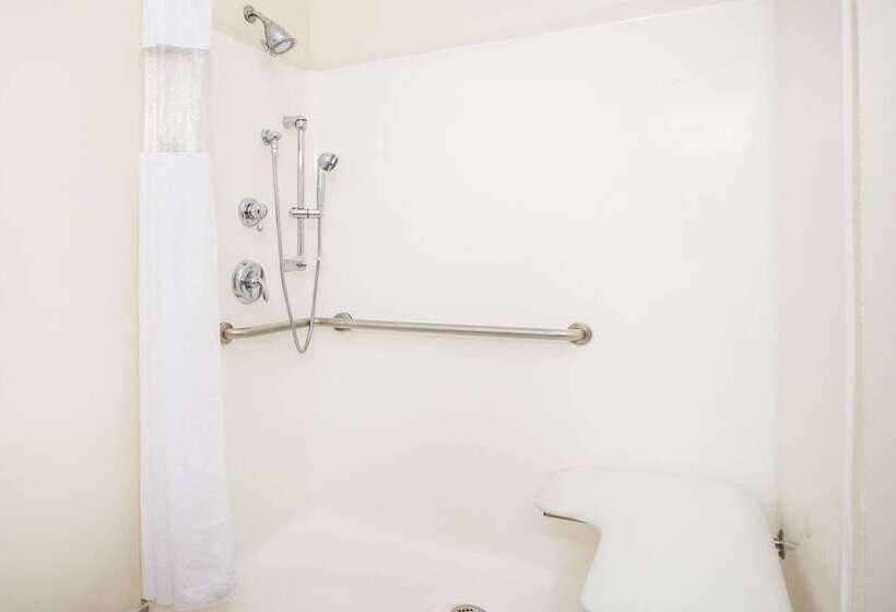 호텔 Baymont By Wyndham Savannah South