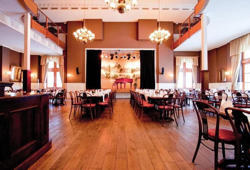 酒店 Berg Gasthof Honigbrunnen