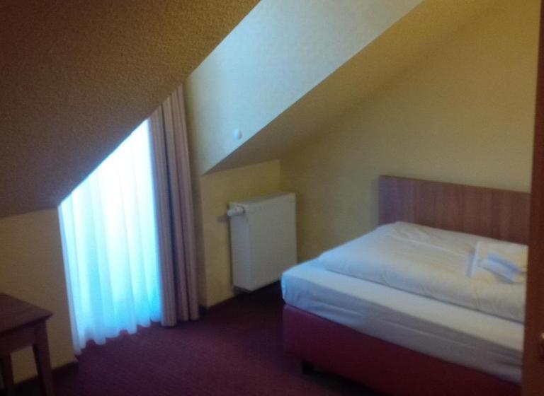 酒店 Berg Gasthof Honigbrunnen