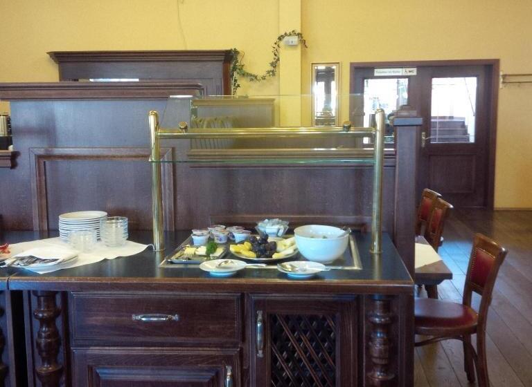 酒店 Berg Gasthof Honigbrunnen