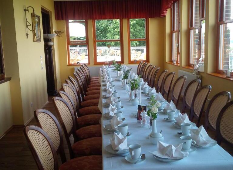 酒店 Berg Gasthof Honigbrunnen