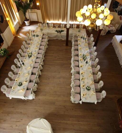 酒店 Berg Gasthof Honigbrunnen