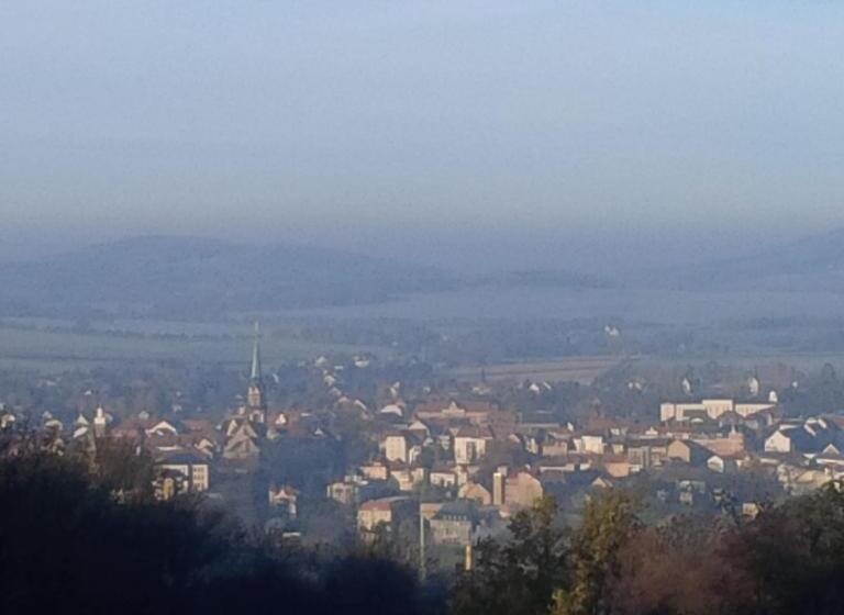 酒店 Berg Gasthof Honigbrunnen