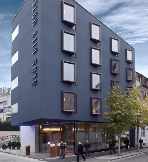 Отель Blue City Boutique