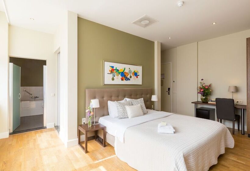 Boutique Hotel Lumiere