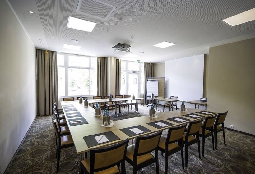 Caravelle Hotel Im Park