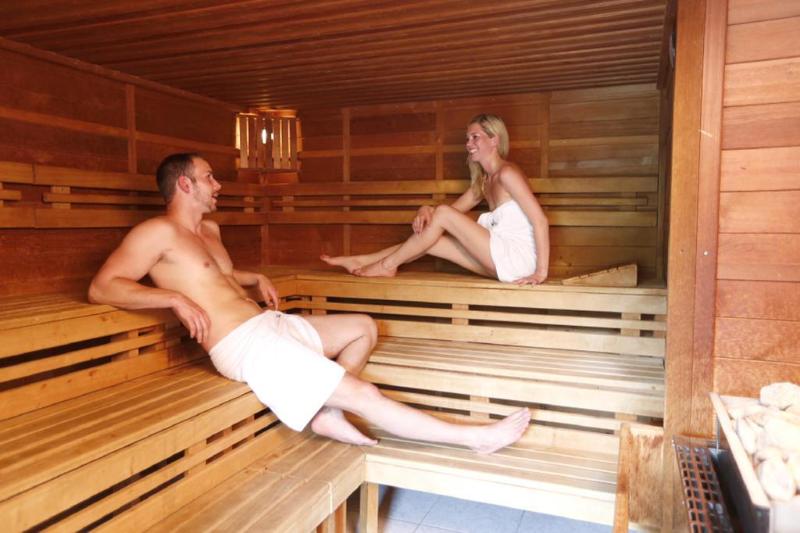 Caravelle Hotel Im Park