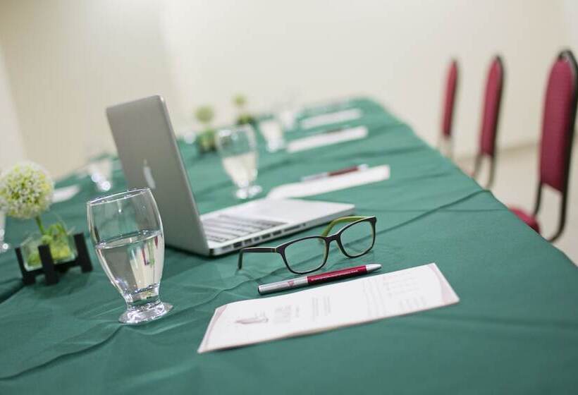 בית מלון כפרי Casino Internacional