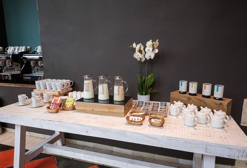 Отель Castilla Termal Burgo De Osma