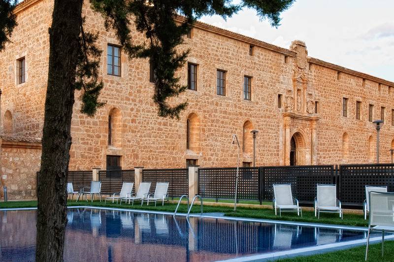 Отель Castilla Termal Burgo De Osma