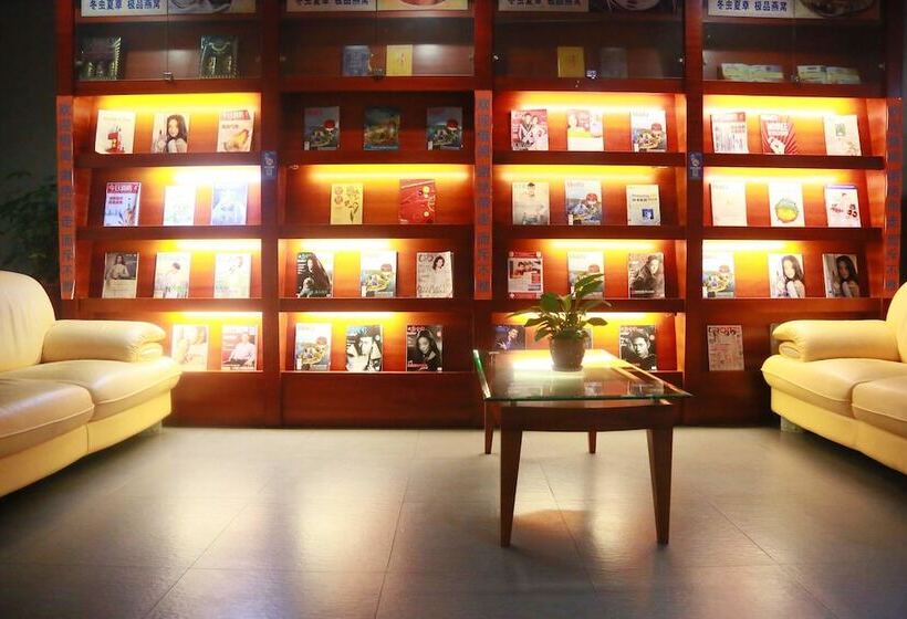 هتل Chicago Suites International