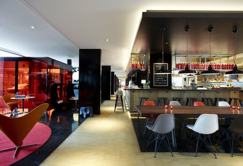 호텔 Citizenm Schiphol Airport