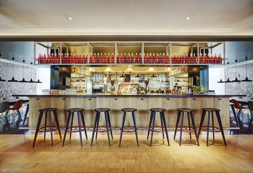 호텔 Citizenm Schiphol Airport