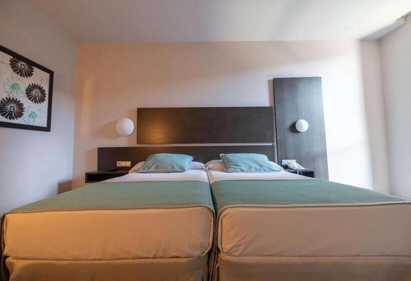 Ciudad De Ponferrada, Ascend Hotel Collection