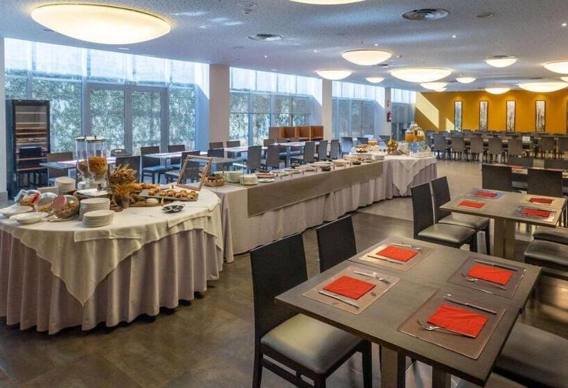 Ciudad De Ponferrada, Ascend Hotel Collection