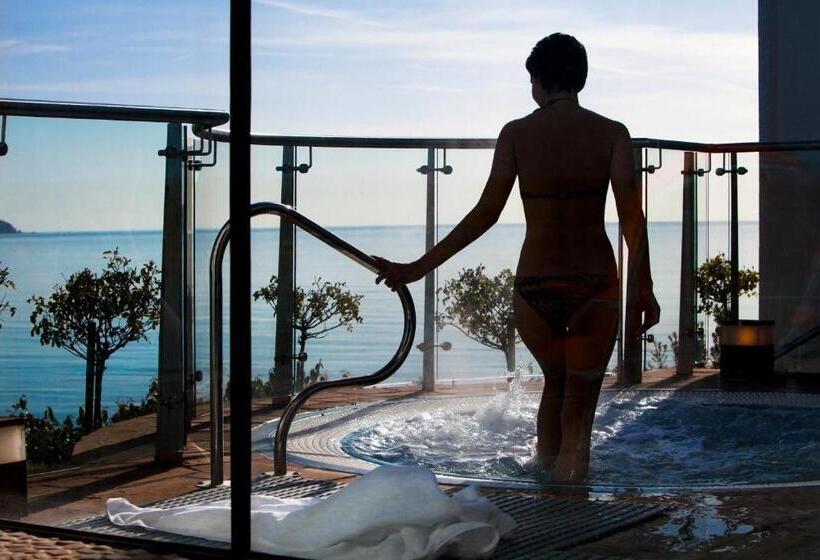 ホテル Cliff House